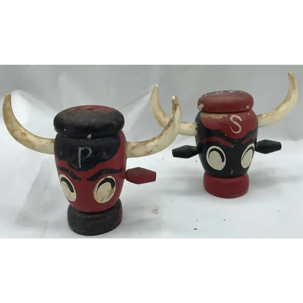 longhorn cow salt /pepper shakers.‎ 623BB
